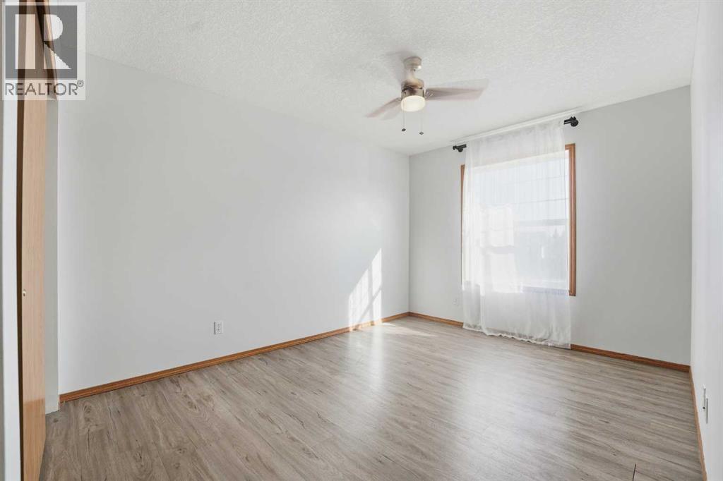 20 Jacobs Close, Red Deer