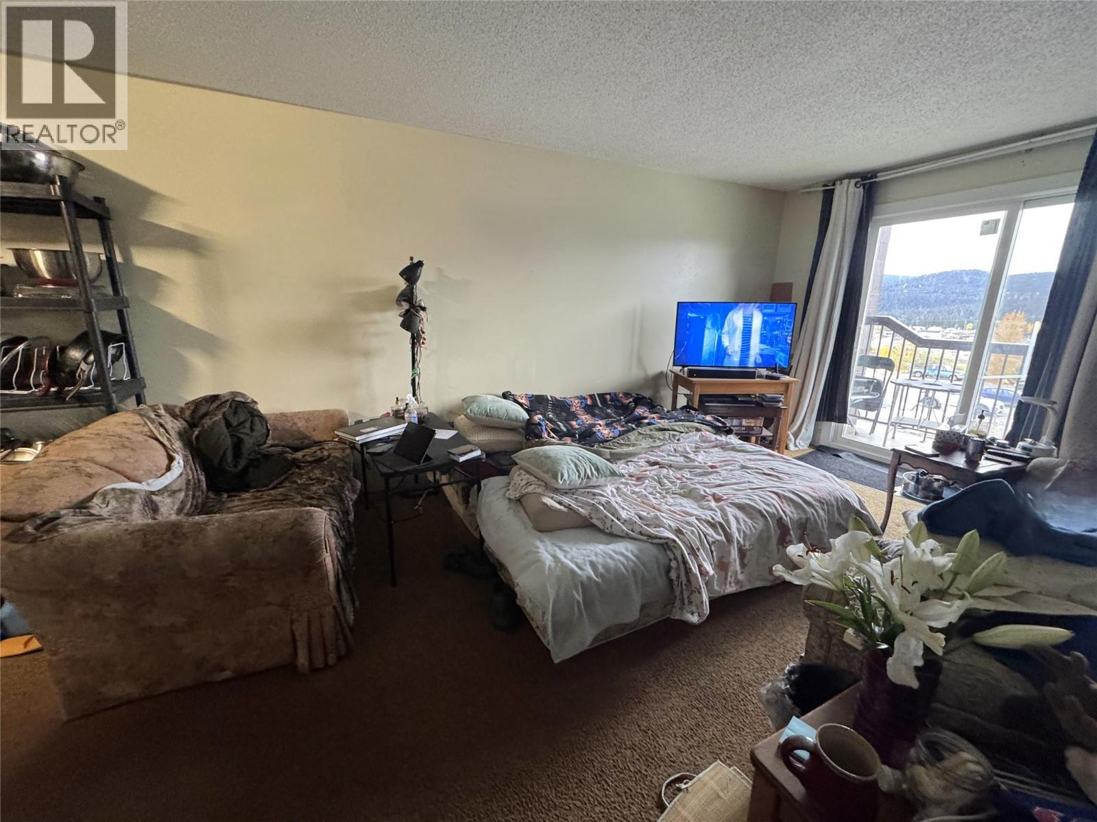 279 Alder Drive Unit# 210, Logan Lake