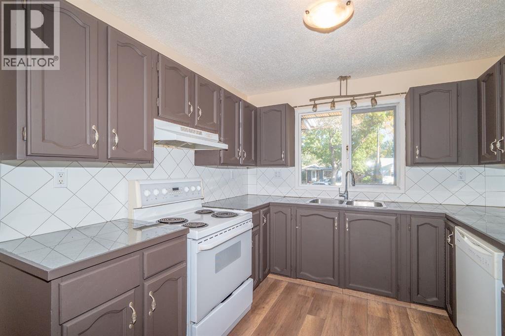 5338 43 Avenue, Red Deer