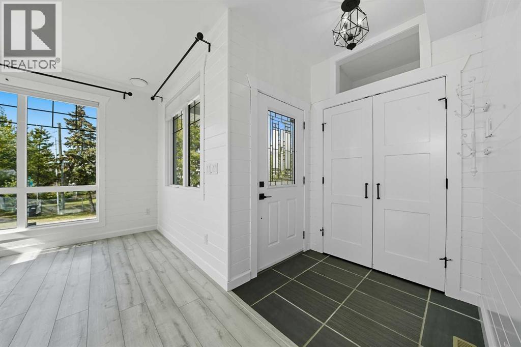 5005 40 Street, Sylvan Lake