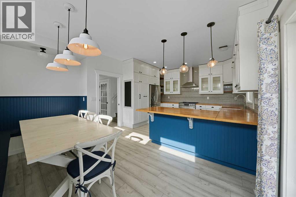 5005 40 Street, Sylvan Lake