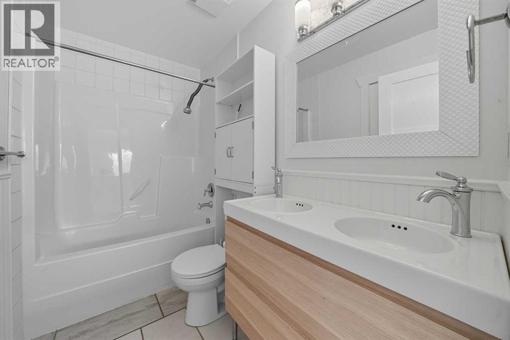 5005 40 Street, Sylvan Lake