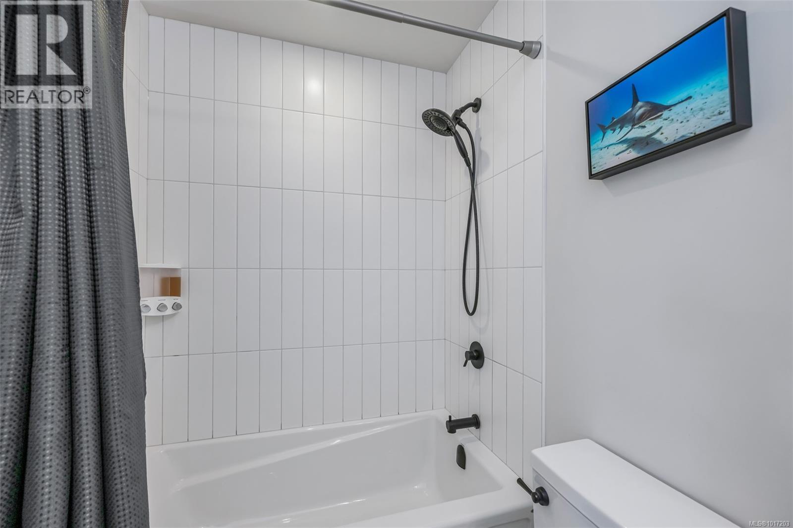 608 947 Whirlaway Crescent, Langford