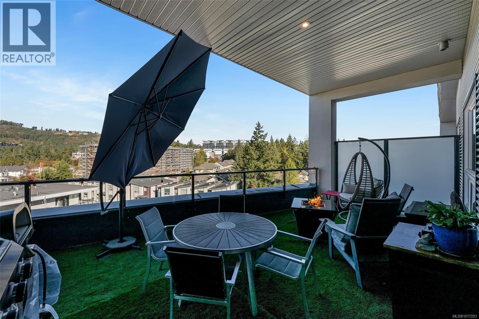 608 947 Whirlaway Crescent, Langford