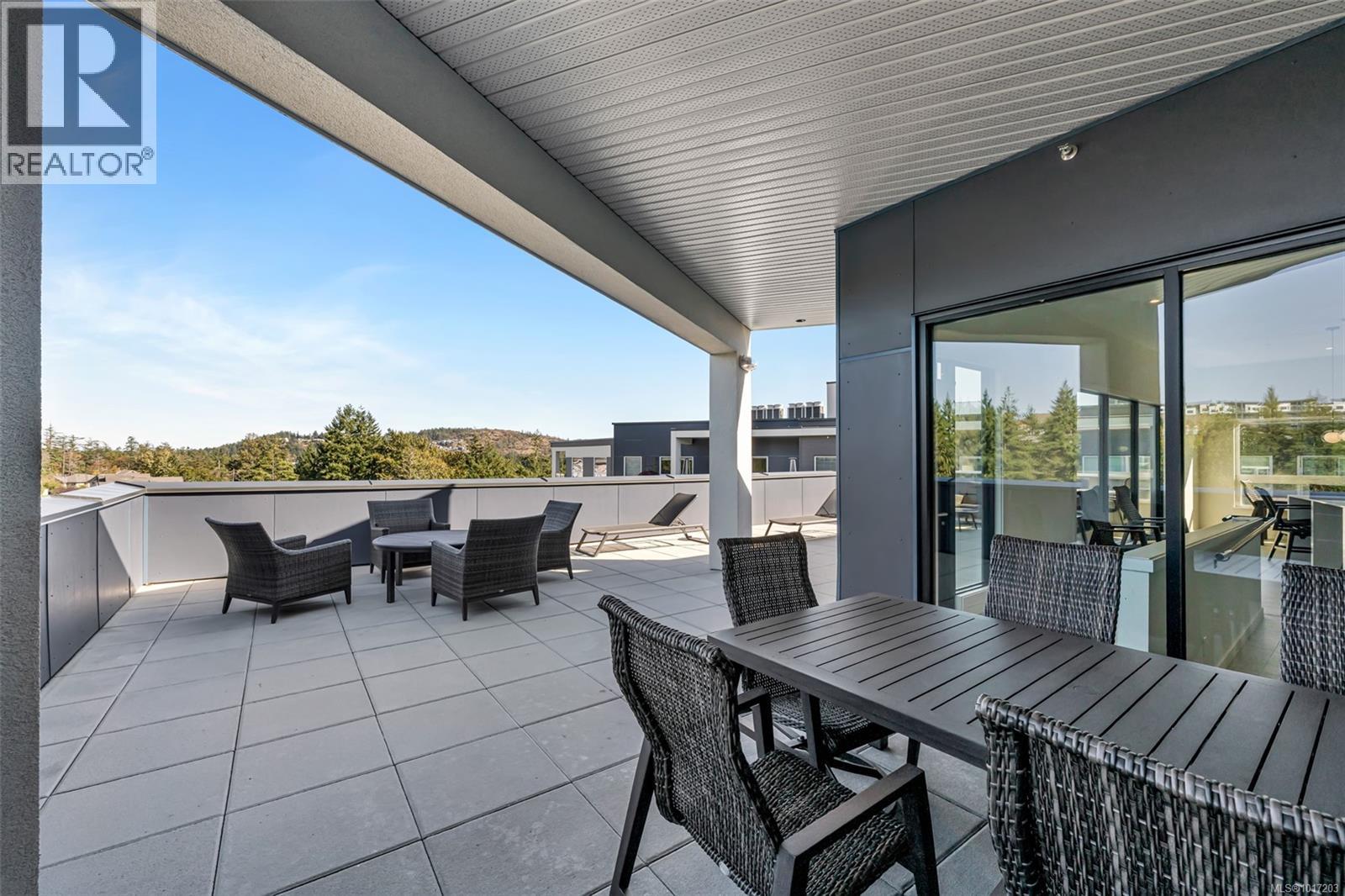 608 947 Whirlaway Crescent, Langford