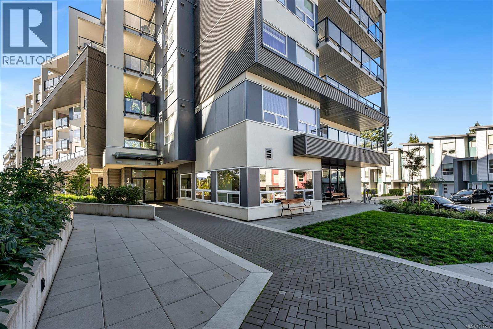 608 947 Whirlaway Crescent, Langford