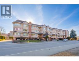 308 945 Lawrence Avenue, Kelowna