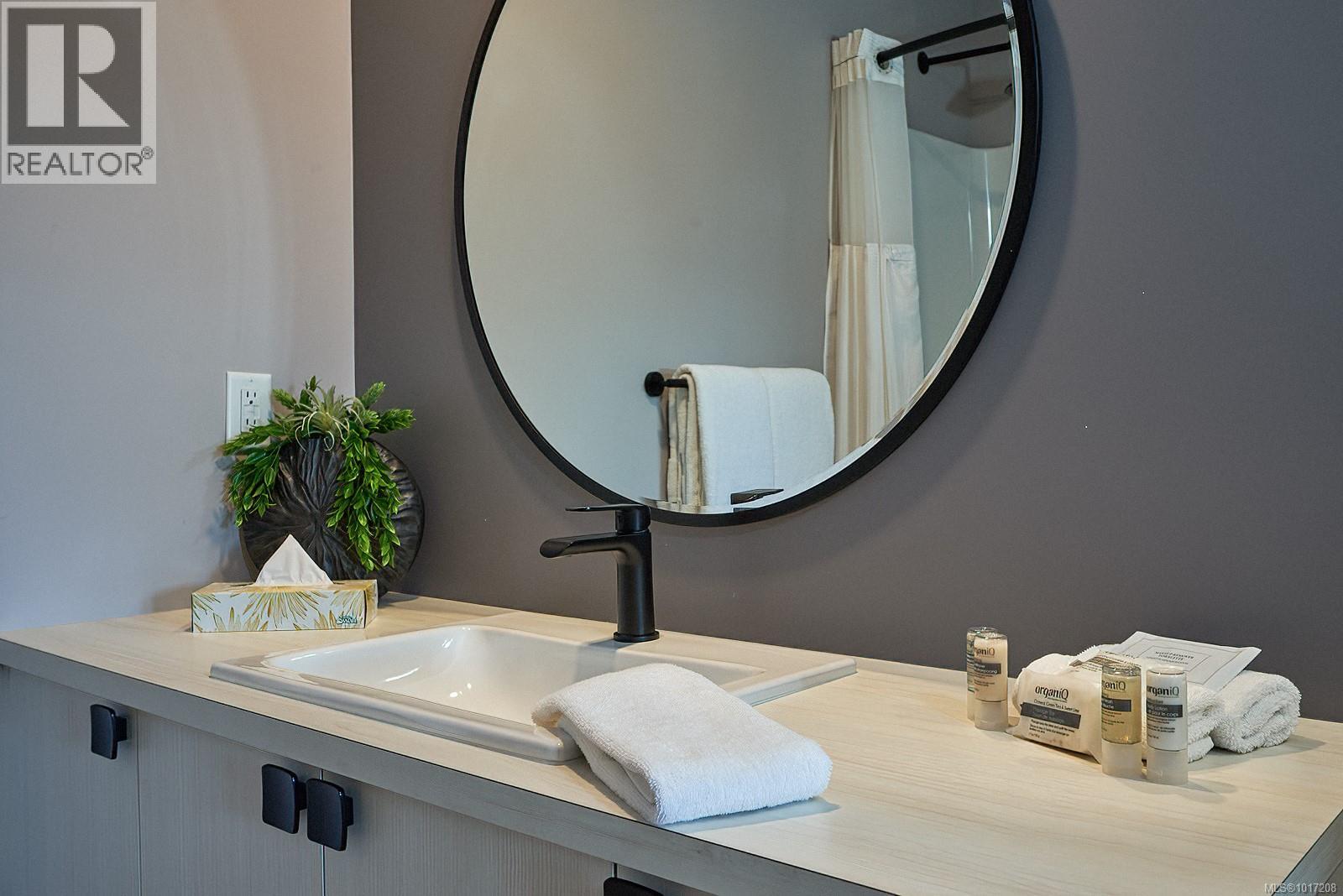 52 1175 RESORT Dr, Parksville