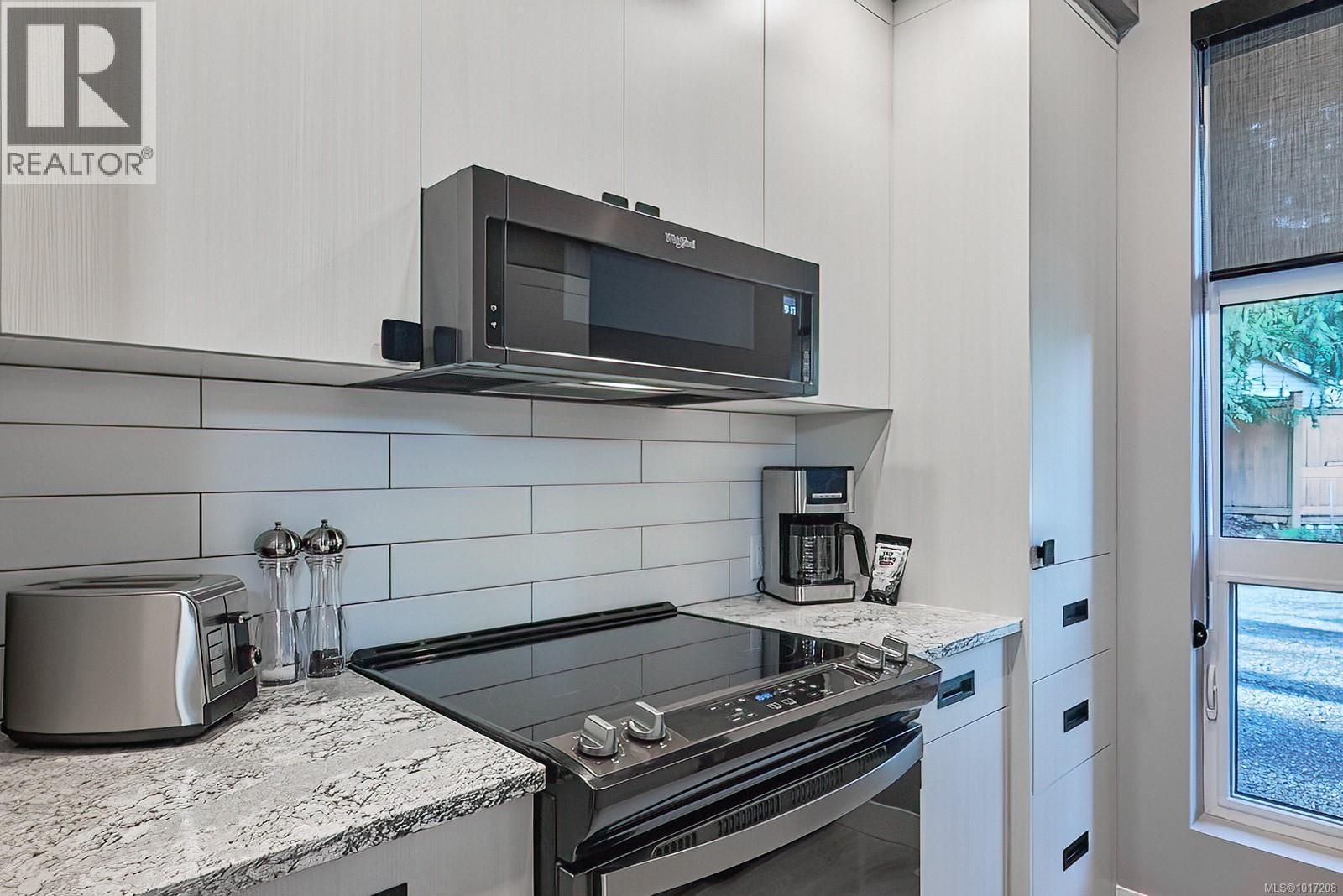 52 1175 RESORT Dr, Parksville