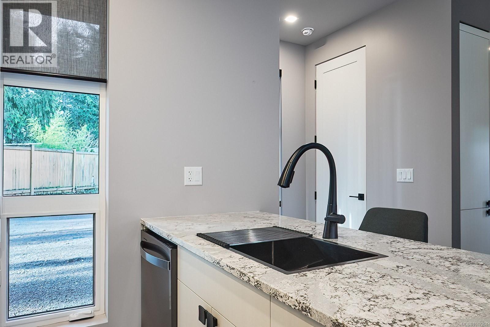 52 1175 RESORT Dr, Parksville