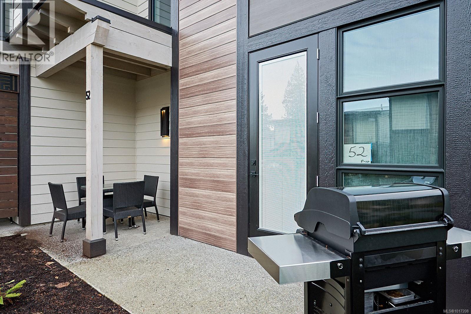 52 1175 RESORT Dr, Parksville