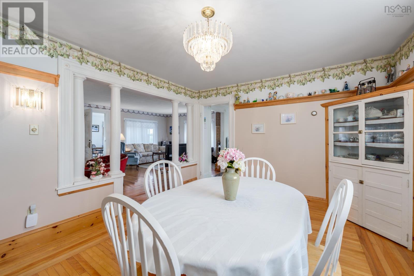 Property 21 of 44 of 2504 Highway 1