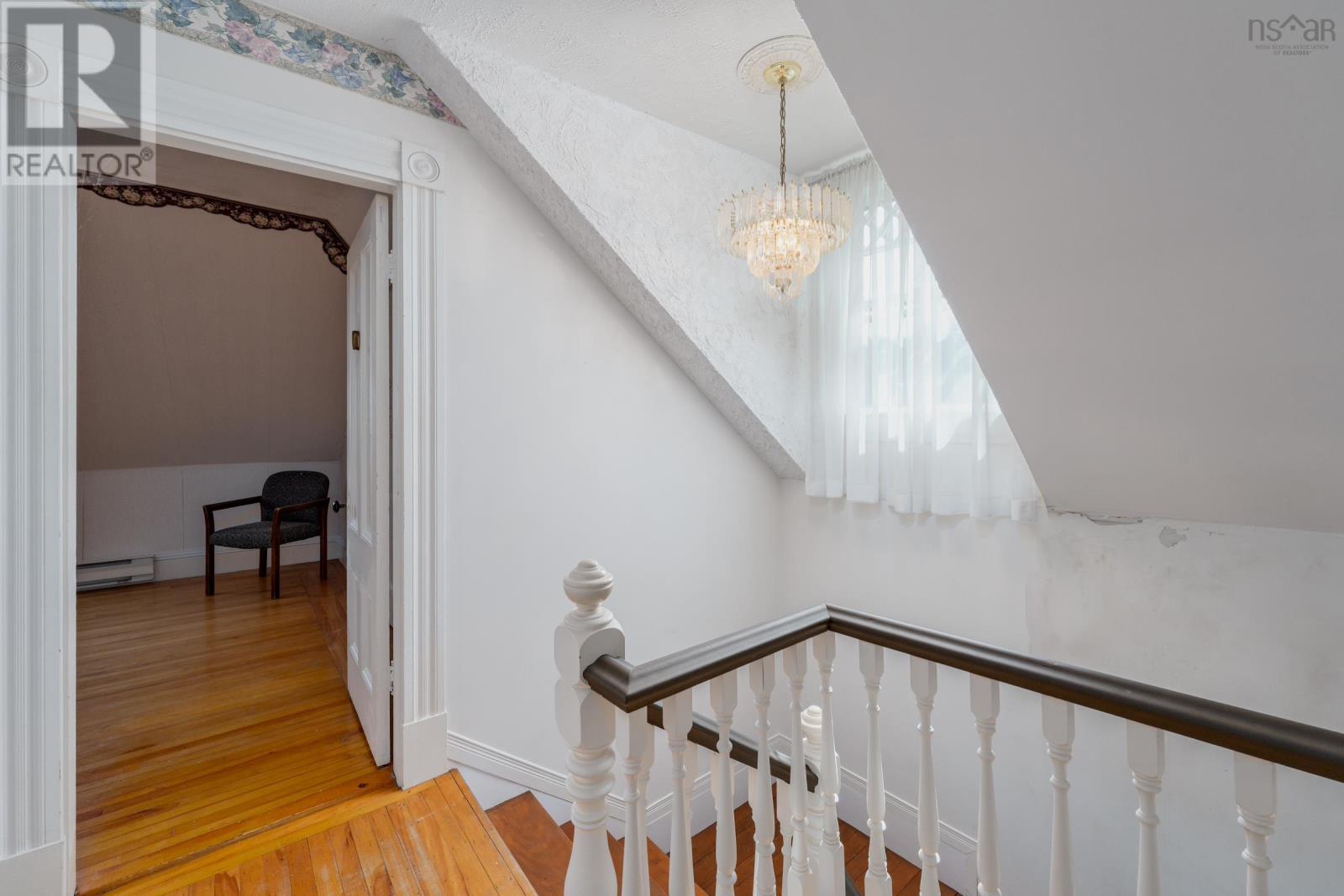 Property 29 of 44 of 2504 Highway 1