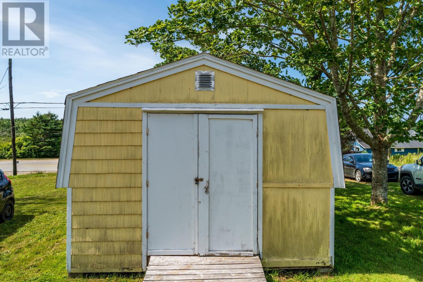 Property 36 of 44 of 2504 Highway 1