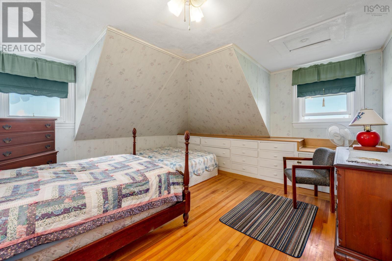 Property 31 of 44 of 2504 Highway 1