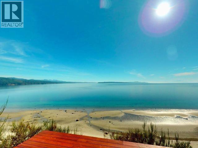 3176 OCEANVIEW LANE, Savary Island