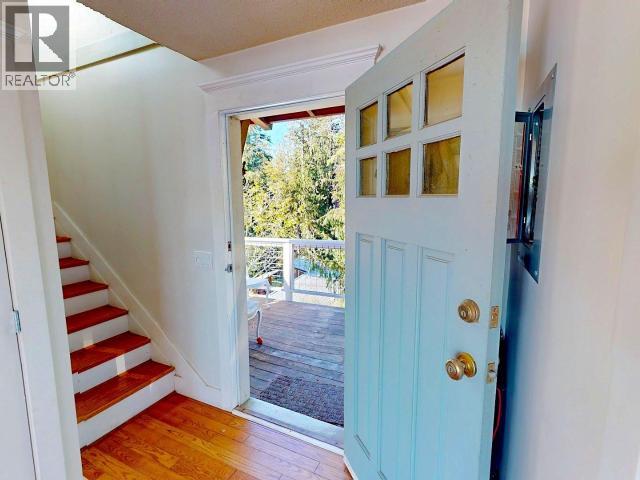 3176 OCEANVIEW LANE, Savary Island