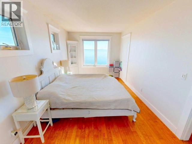 3176 OCEANVIEW LANE, Savary Island