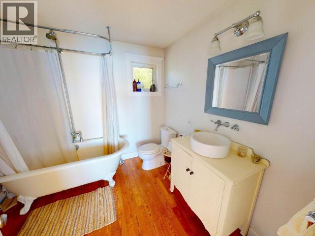 3176 OCEANVIEW LANE, Savary Island