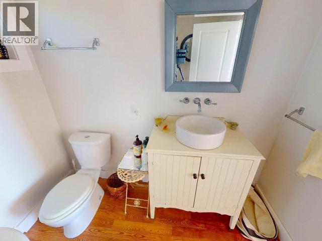 3176 OCEANVIEW LANE, Savary Island