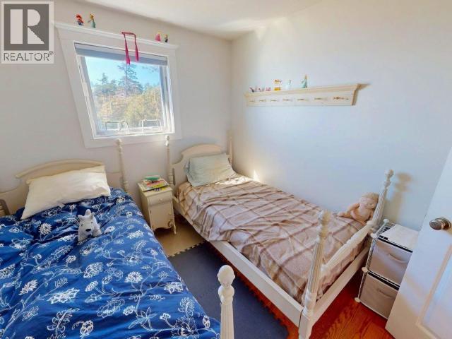 3176 OCEANVIEW LANE, Savary Island