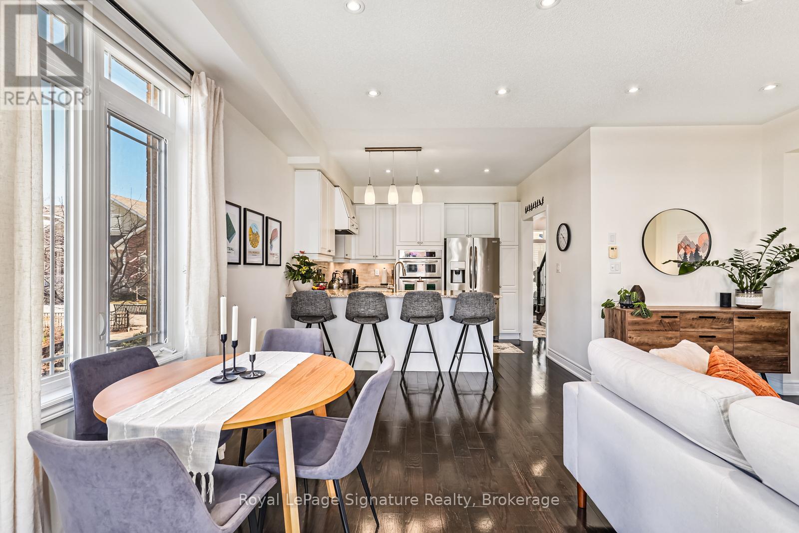 14 MONTCLAIR MEWS
