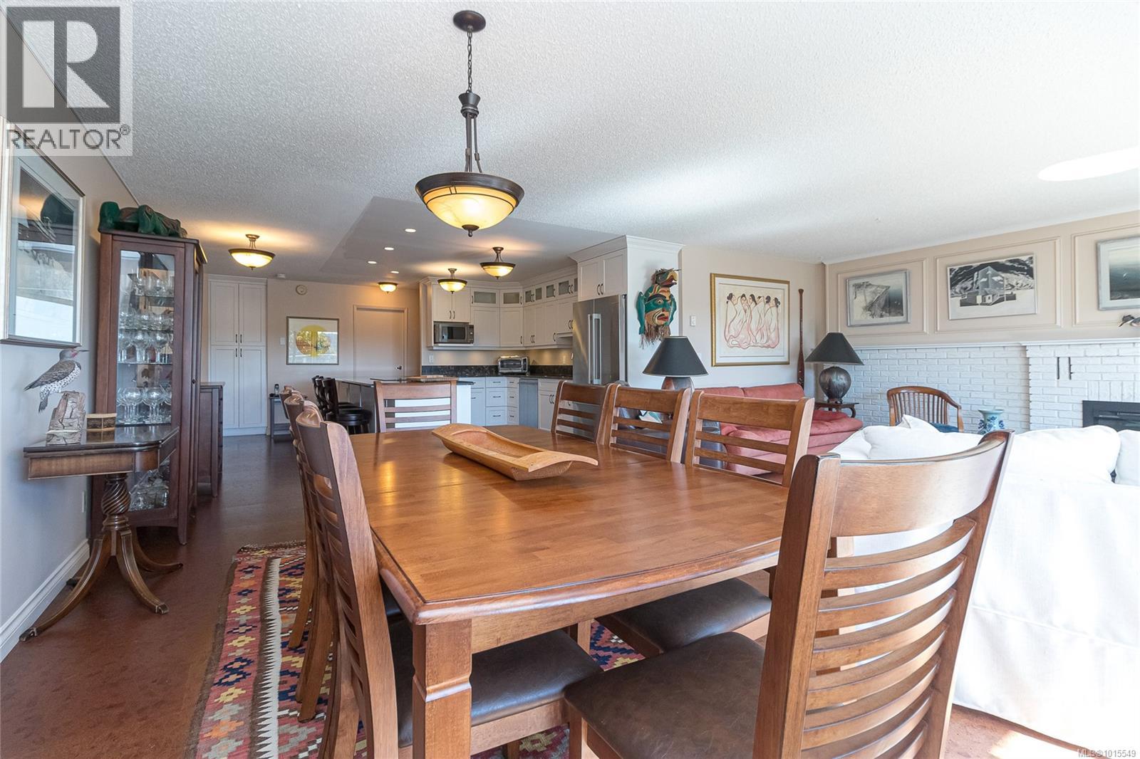 503 1175 Newport Ave, Oak Bay