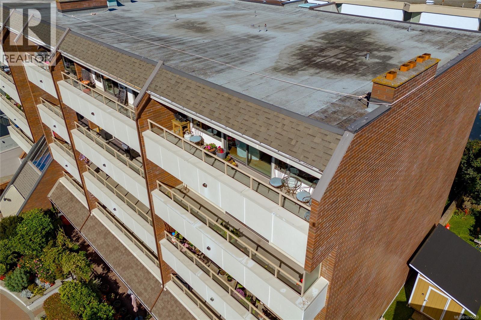 503 1175 Newport Ave, Oak Bay