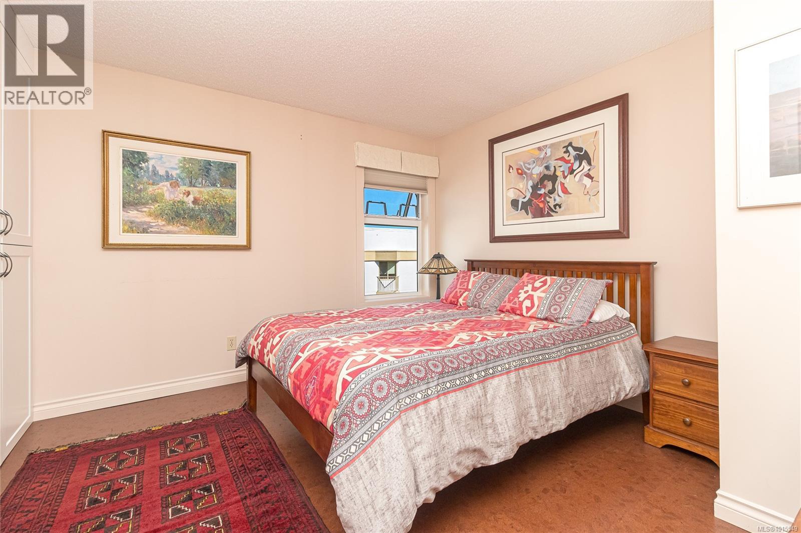 503 1175 Newport Ave, Oak Bay