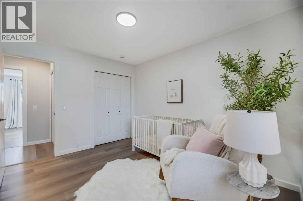 Single Family House Bungalow for Sale in  Woodford Drive SW Woodbine Calgary 