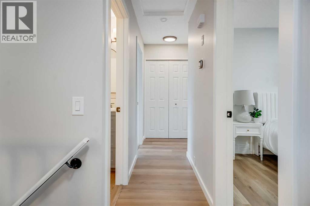 Single Family House Bungalow for Sale in  Woodford Drive SW Woodbine Calgary 