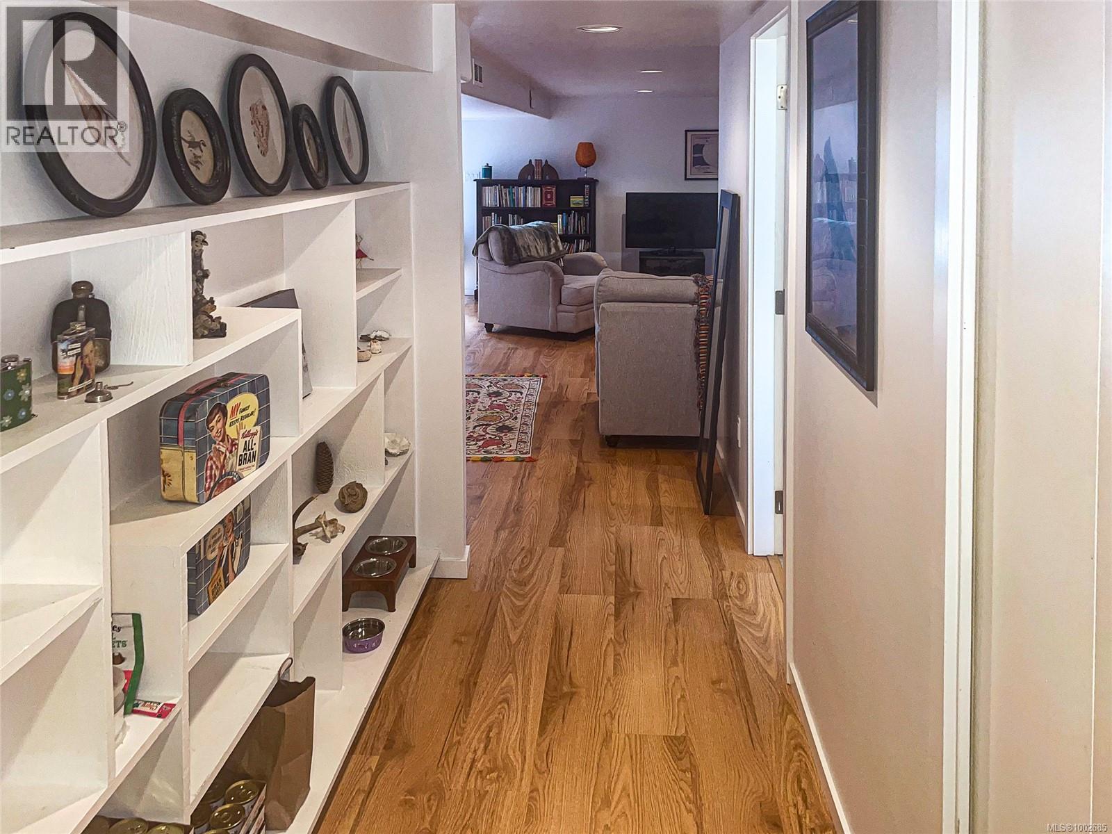  3771 Winston Crescent, Saanich