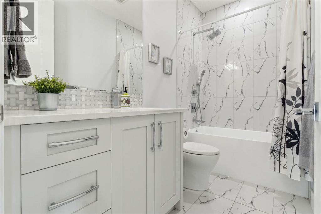 Single Family House for Sale in   Street SW Glenbrook Calgary 