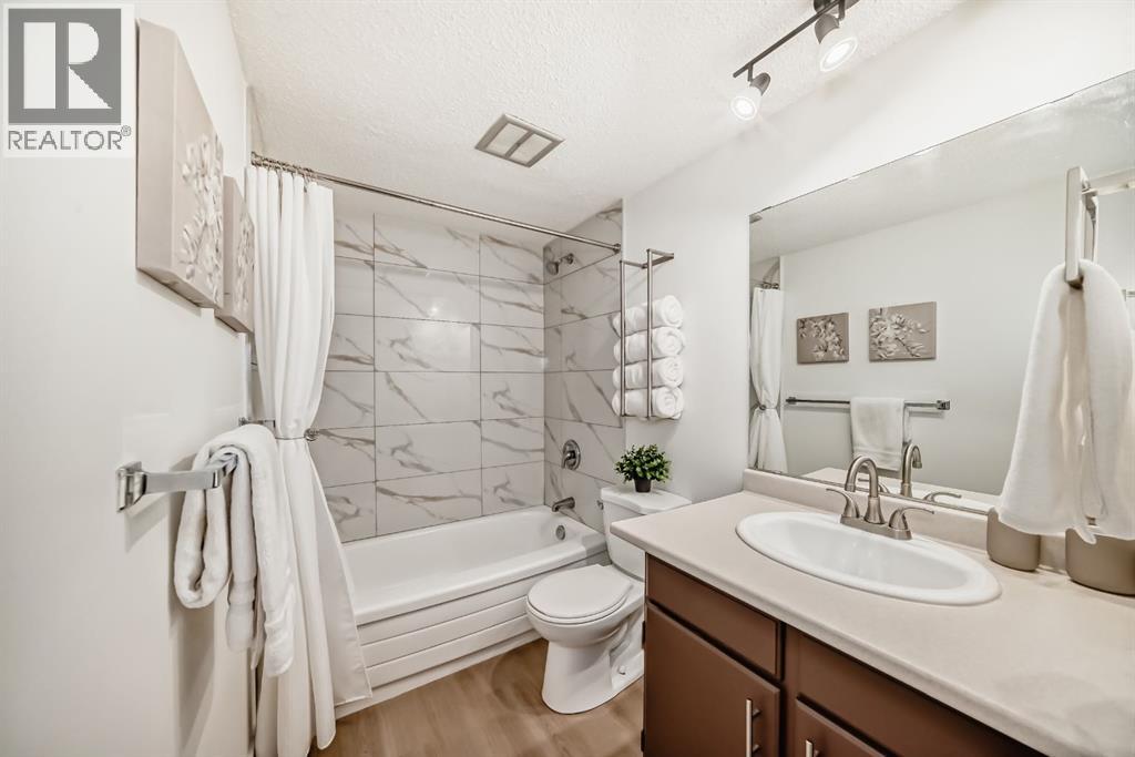 Single Family House for Sale in  B  Street NW Varsity Calgary 