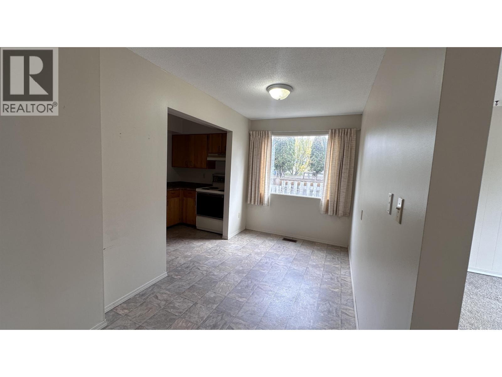 4118-4122 1ST AVENUE, Prince George