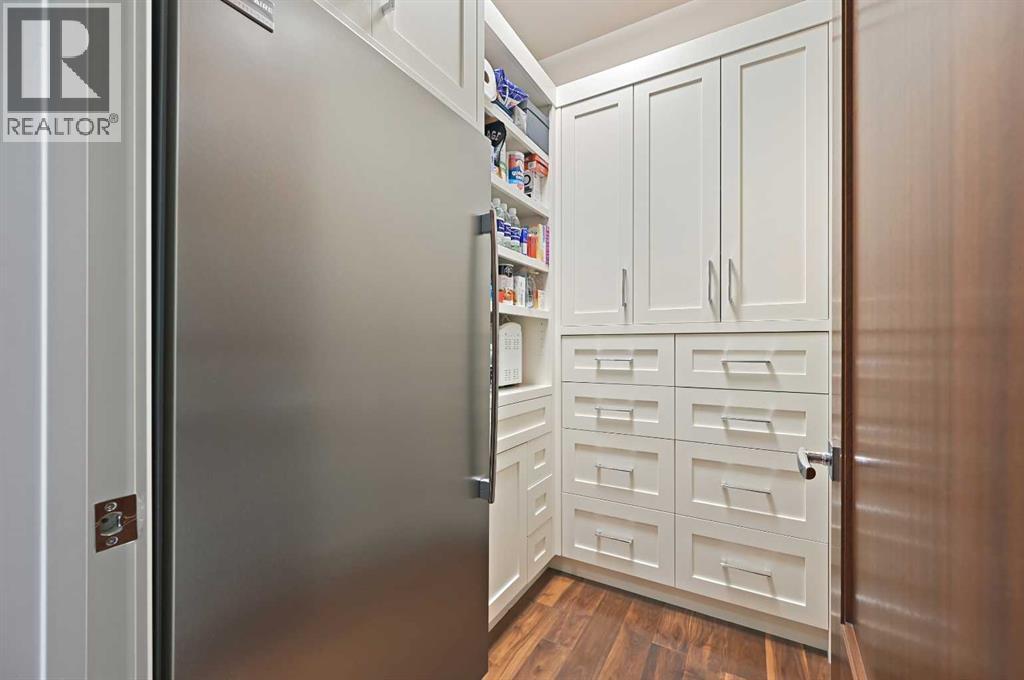 Single Family House for Sale in  Spring Valley Heights SW Springbank Hill Calgary 