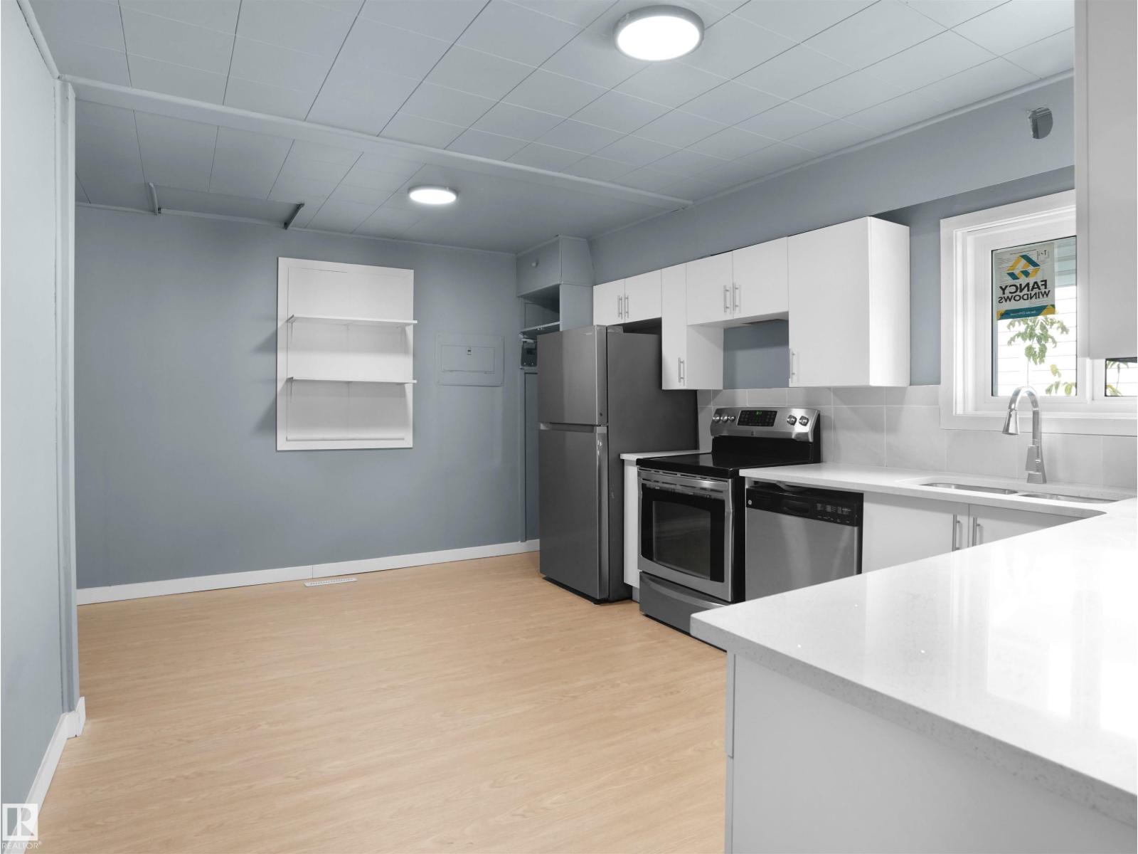 12932 126 ST NW, Edmonton