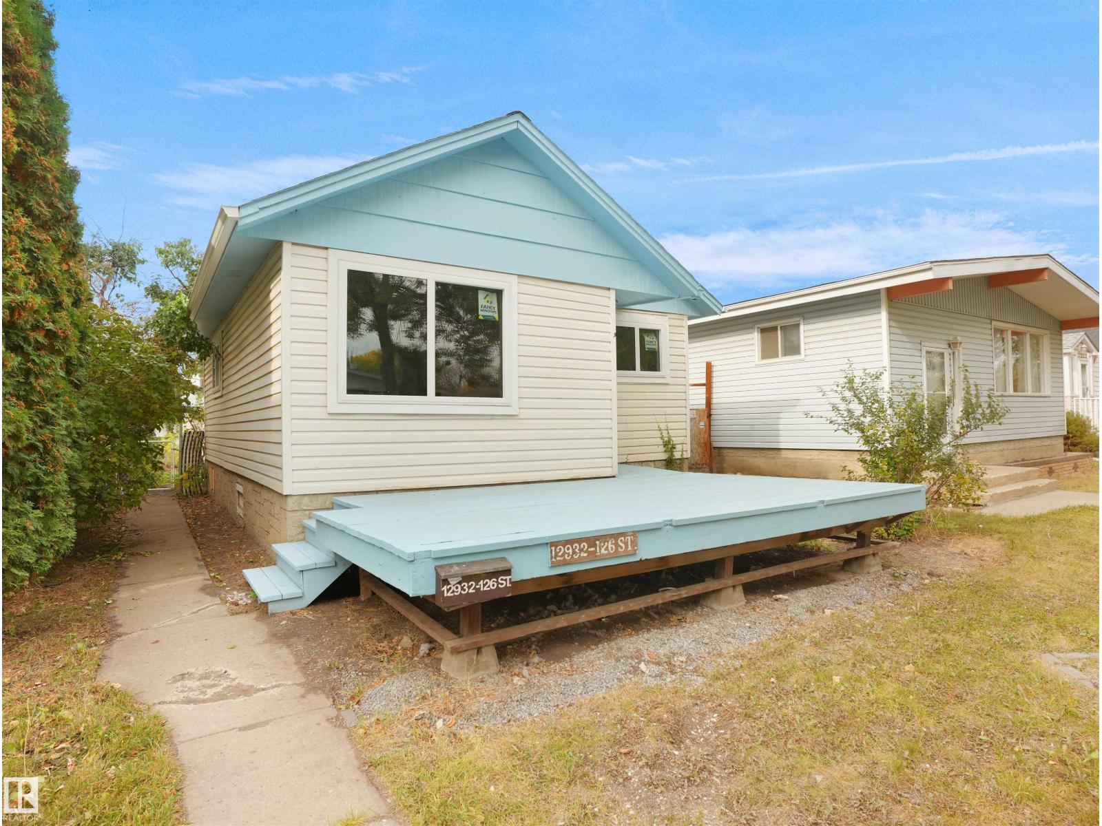 12932 126 ST NW, Edmonton