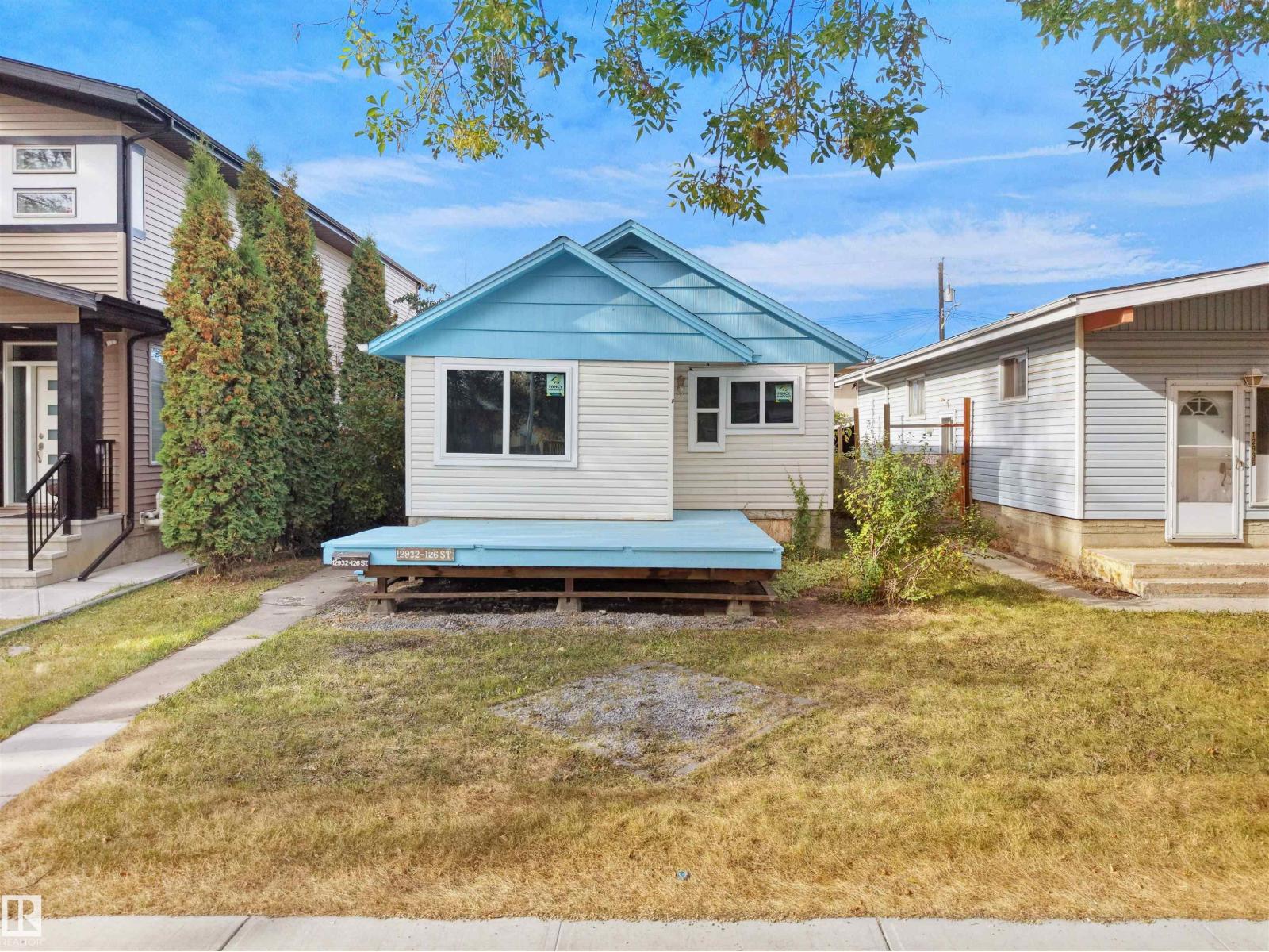 12932 126 ST NW, Edmonton