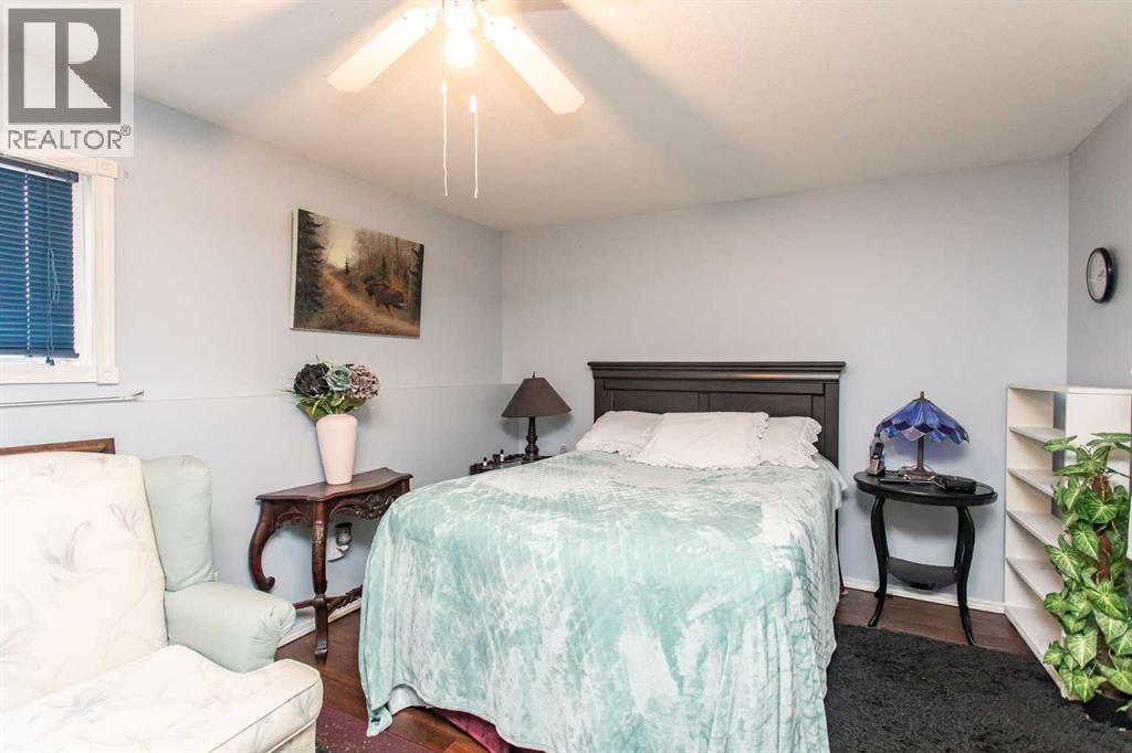 4727 49A Avenue, Lacombe
