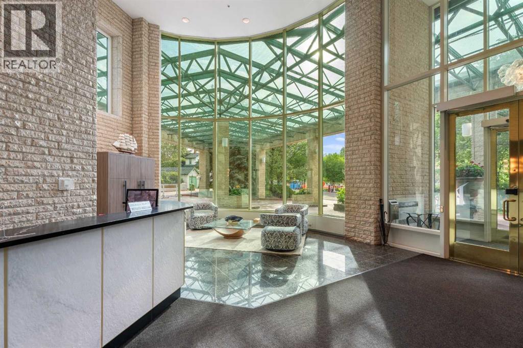 Single Family House for Sale in    Avenue SW Eau Claire Calgary 