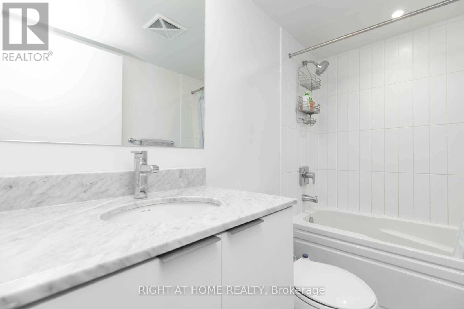 #1518 955 BAY STREET - 13