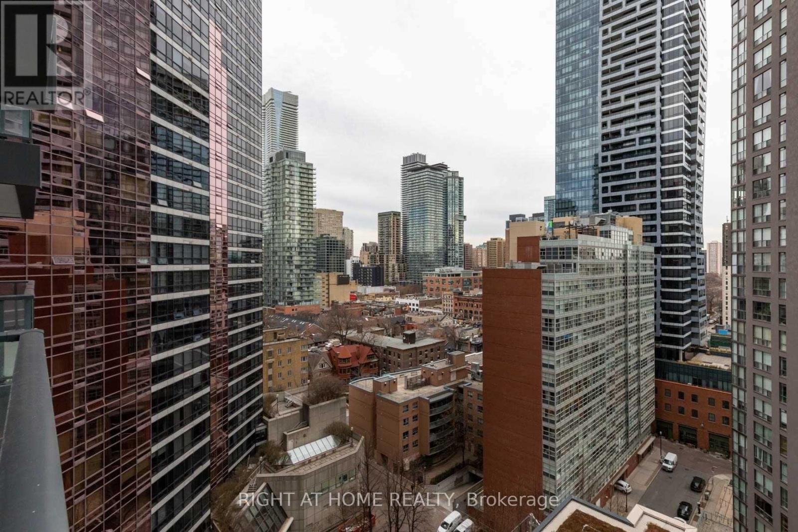 #1518 955 BAY STREET - 16