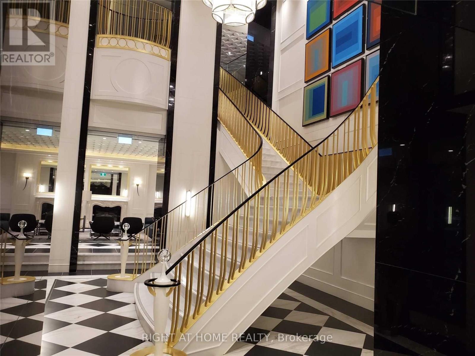 #1518 955 BAY STREET - 20