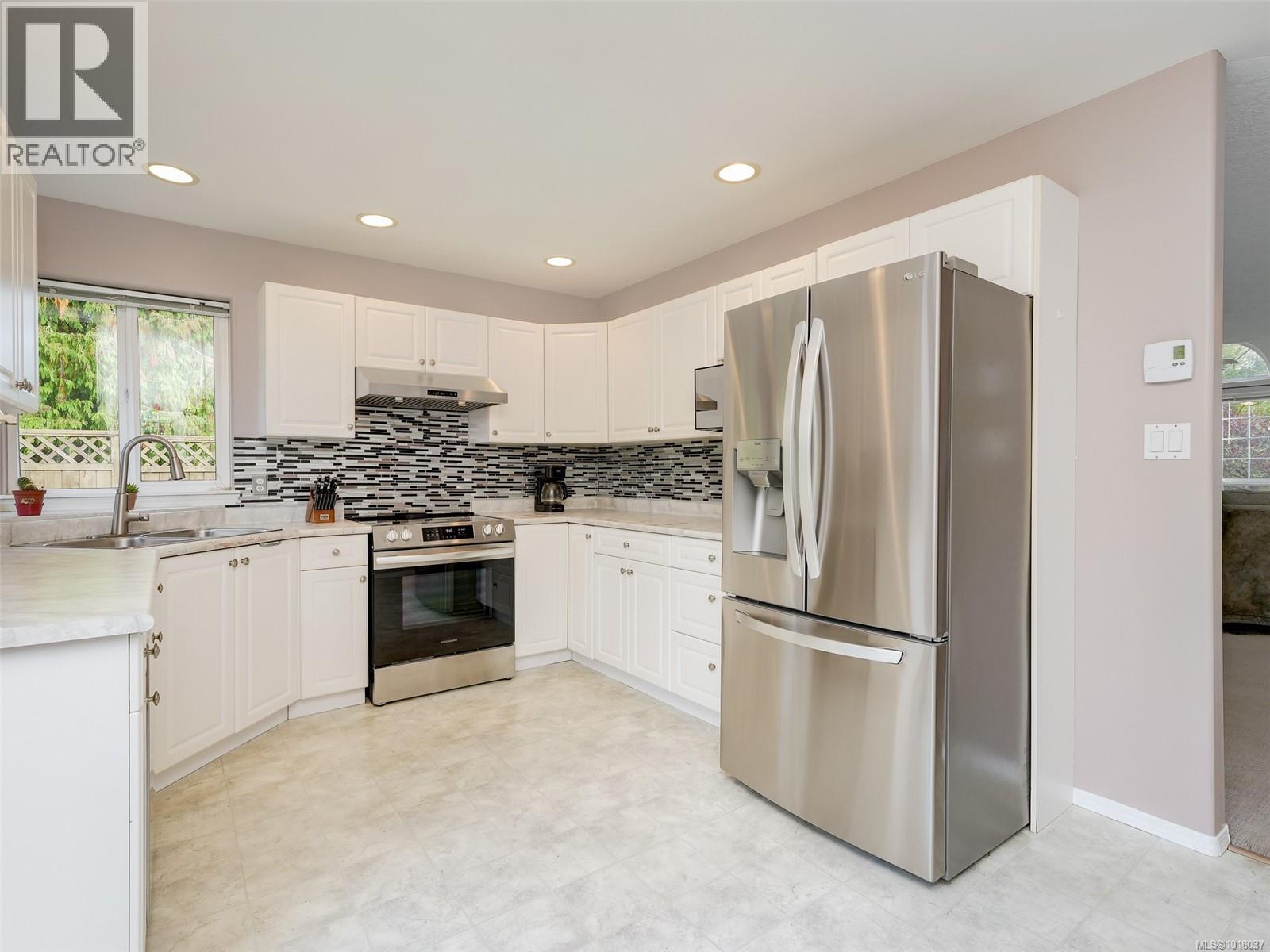  1666 Whiffin Spit Road, Sooke