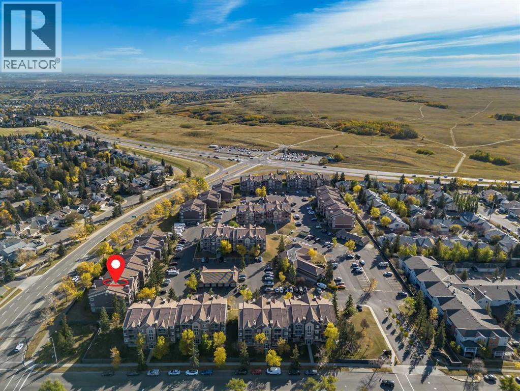 Single Family House for Sale in   Edenwold Heights NW Edgemont Calgary 