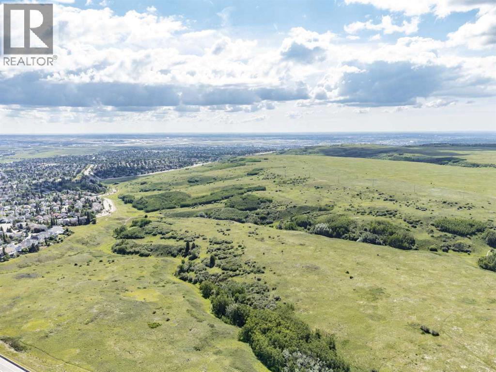 Single Family House for Sale in   Edenwold Heights NW Edgemont Calgary 