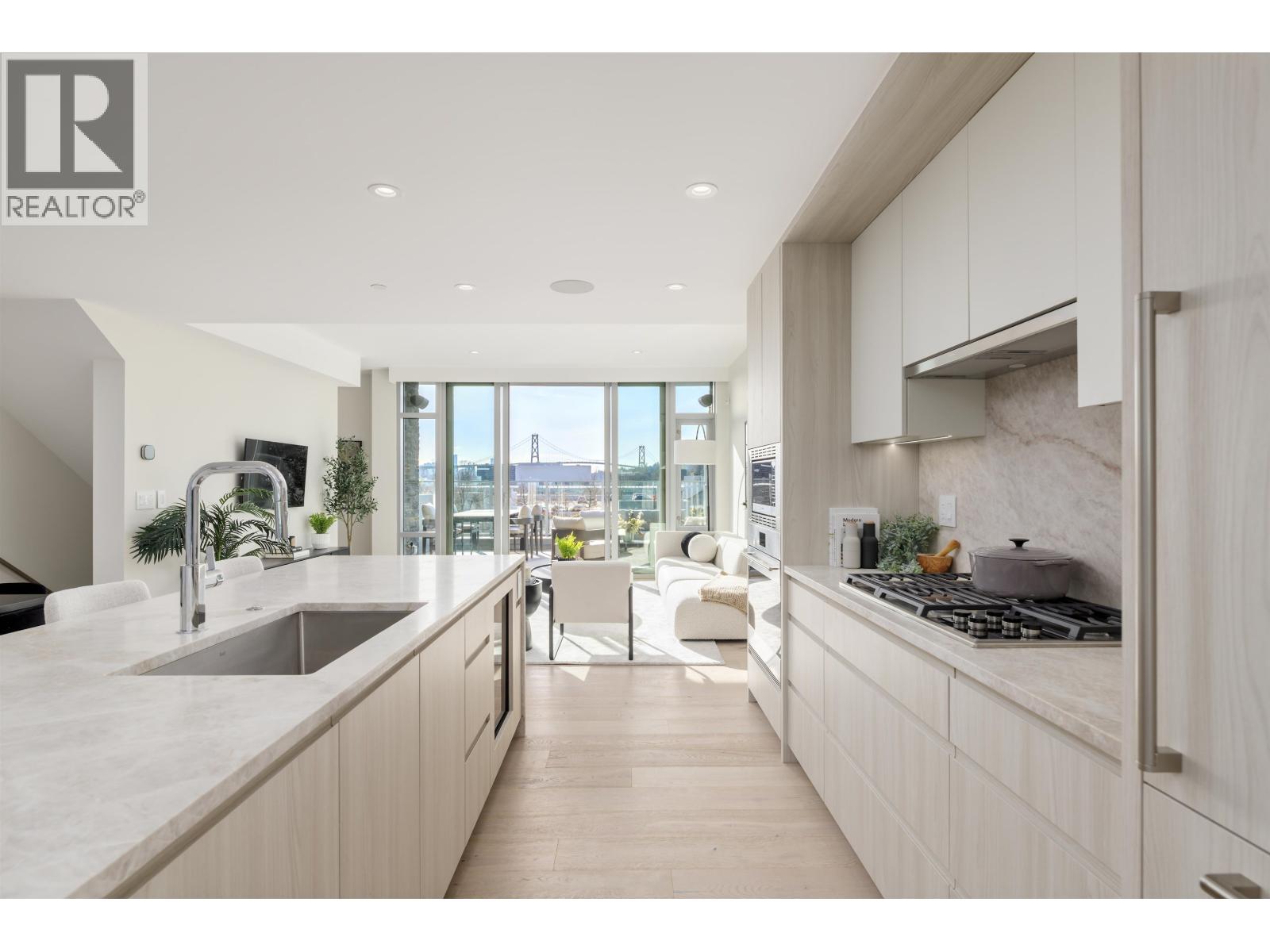 790 ARTHUR ERICKSON PLACE, West Vancouver