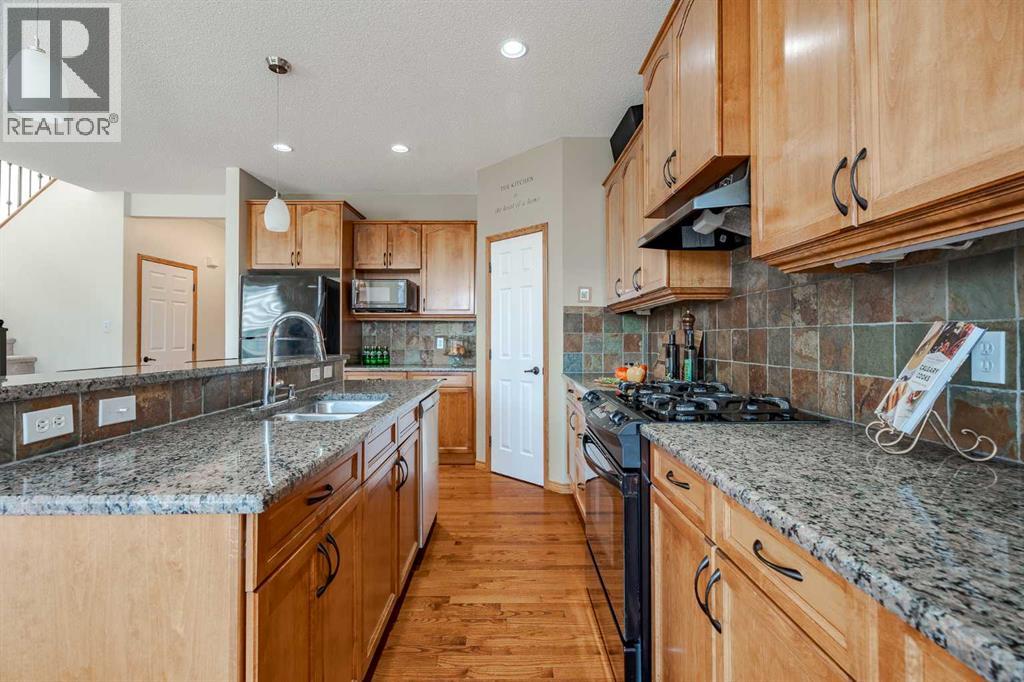 Single Family House for Sale in  ST Moritz Terrace SW Springbank Hill Calgary 