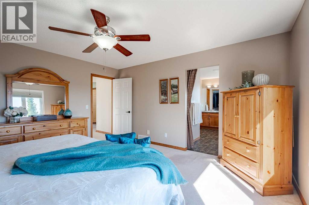 Single Family House for Sale in  ST Moritz Terrace SW Springbank Hill Calgary 